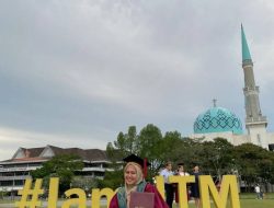Sadriana Ayu, Alumni Unismuh Raih Predikat Wisudawan Terbaik di Universitas Teknologi Malaysia