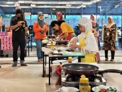 Pelajar Kelas 3 SD Ikuti Chef Lorong Competition di Harper Hotel Perintis