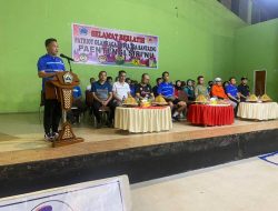 Bupati Buka Laga Turnamen Badminton ‘Kapolres Bantaeng Cup 2022’