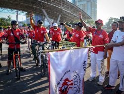 Bersepeda Sambil Berdonasi, Gubernur Sulsel Lepas Peserta Indonesia Heart Bike
