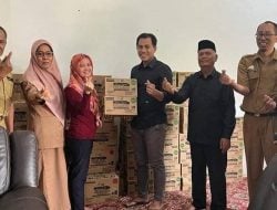 Mitra Fakhruddin MB Salurkan 5 Ton Makanan Tambahan Balita Dan Bumil