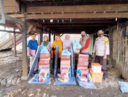 Pemprov Salurkan Bantuan Logistik Korban Bencana Angin Puting Beliung  di Takalar